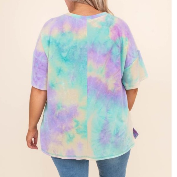 Plus size - Picture 2 of 3